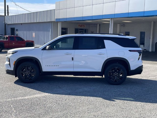 New 2027 Chevrolet Traverse LT w/ Midnight/Sport Edition FWD image 6