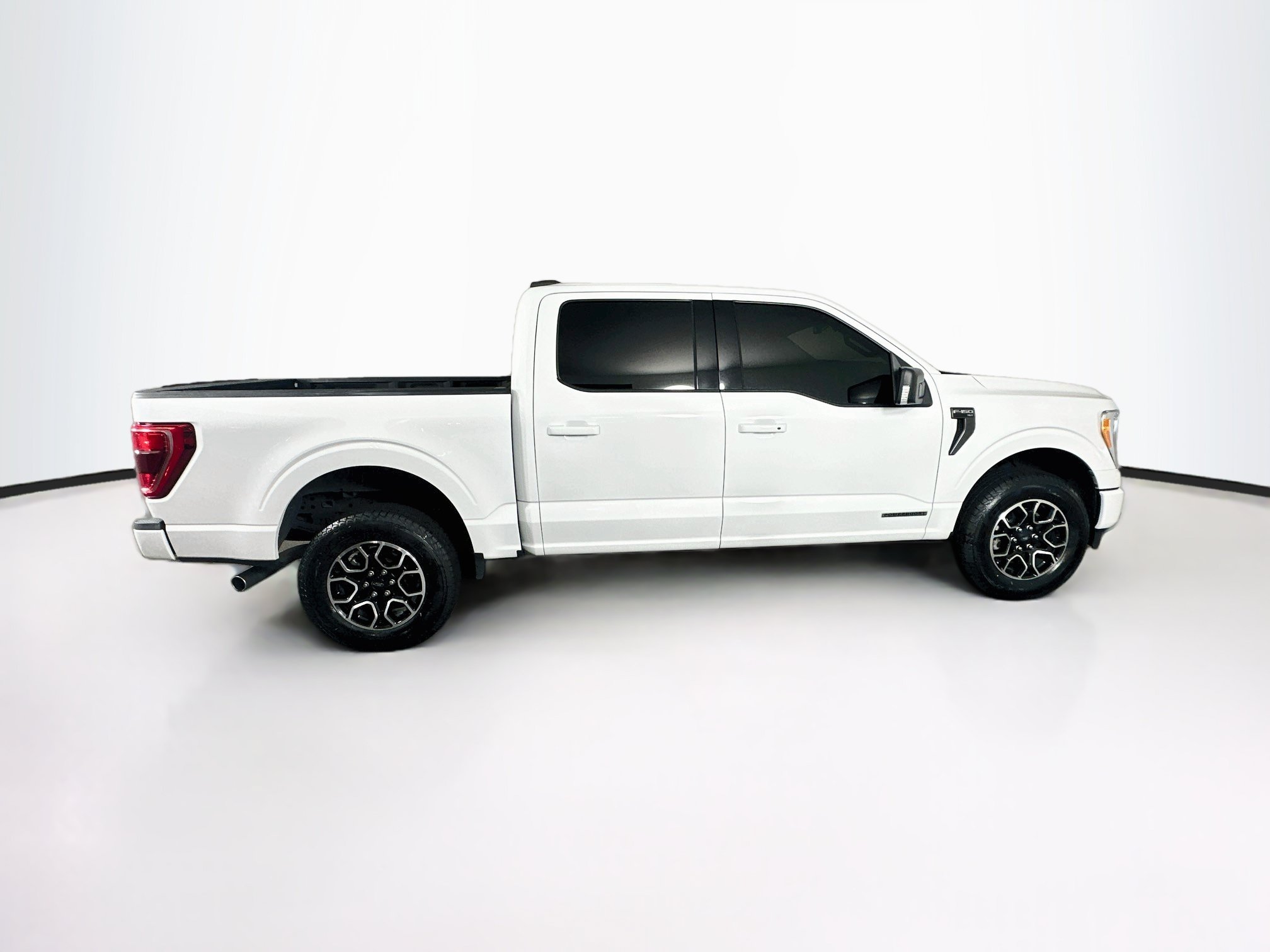 Used 2023 Ford F150 XLT w/ Equipment Group 302A High AWD/4WD image 10