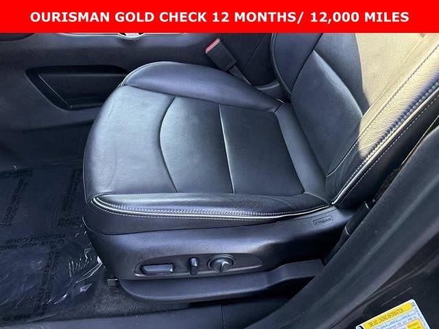 Used 2019 GMC Terrain Denali w/ LPO, 'HIT The Road' Package AWD/4WD image 15