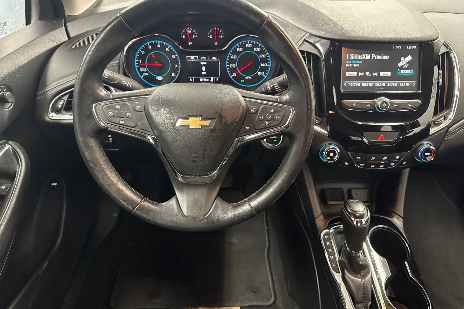 Used 2017 Chevrolet Cruze Premier image 13