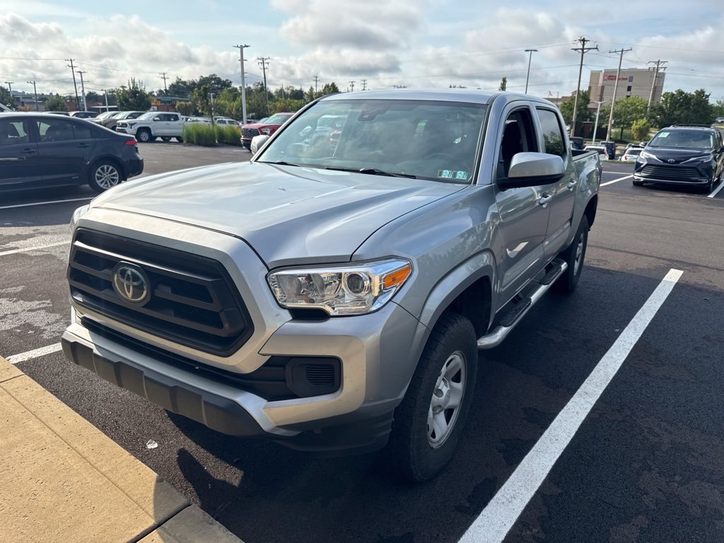 Used 2023 Toyota Tacoma SR AWD/4WD image 2