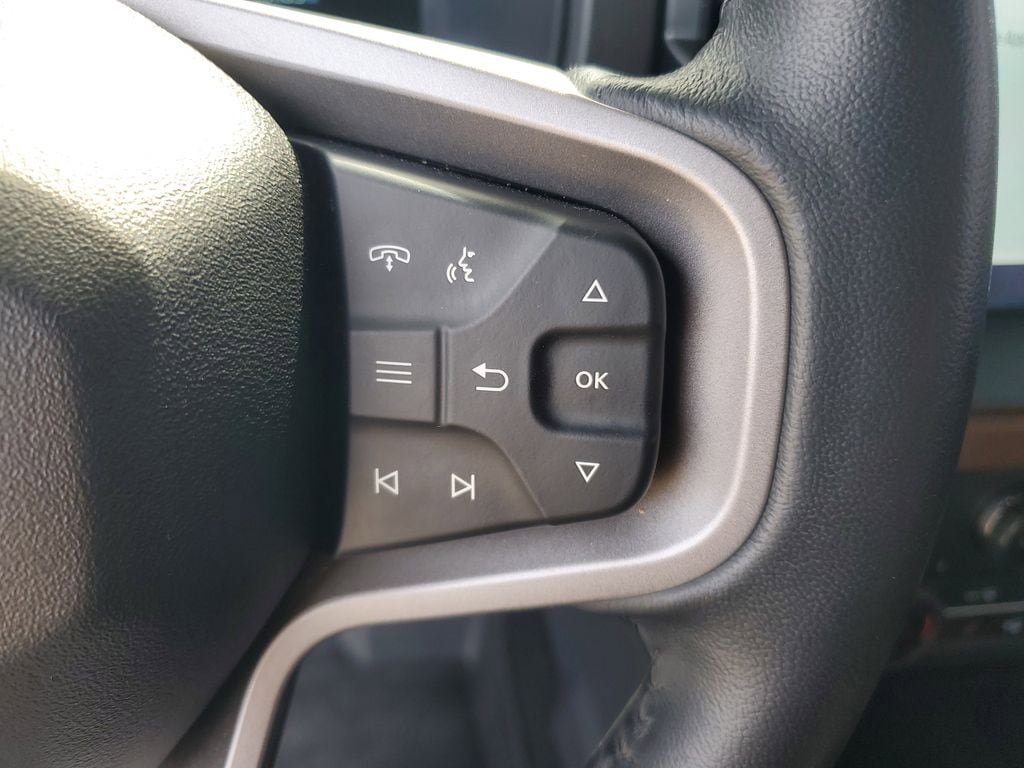 Used 2024 Ford Bronco Outer Banks w/ Sasquatch Package image 12
