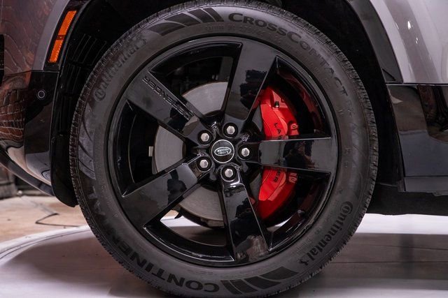 Used 2023 Land Rover Defender 90 X image 42