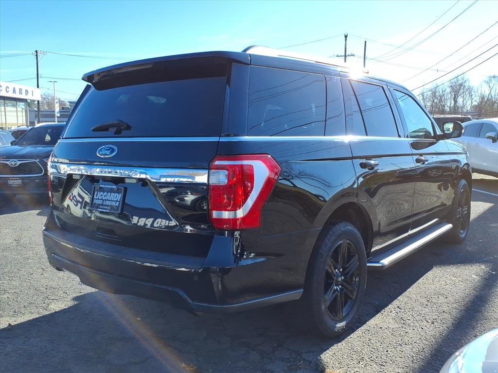 Used 2021 Ford Expedition XLT image 7