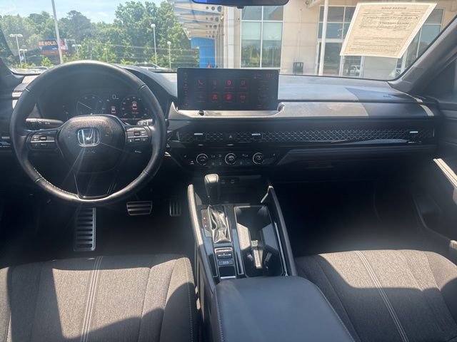 Used 2025 Honda Accord Sport image 6