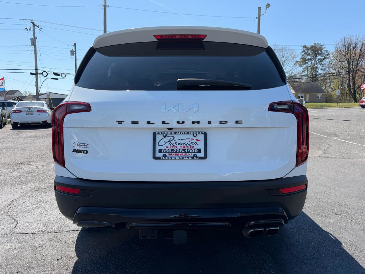 Used 2022 Kia Telluride EX w/ EX Premium Package image 5