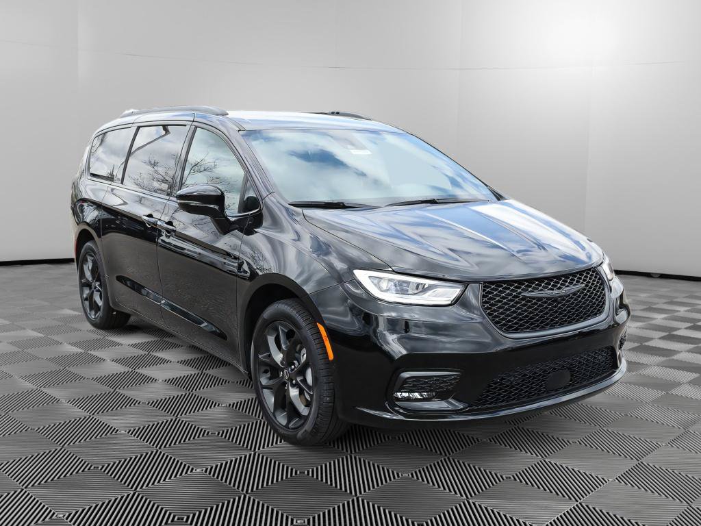 New 2026 Chrysler Pacifica Select w/ S Appearance Package AWD/4WD image 10