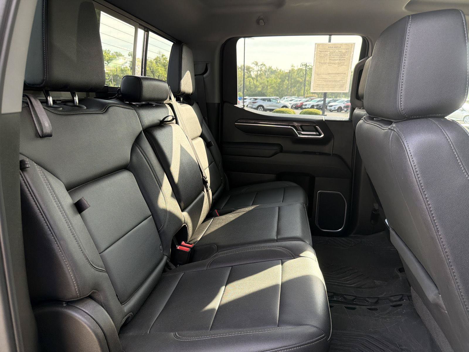 Used 2023 Chevrolet Silverado 1500 LTZ AWD/4WD image 41