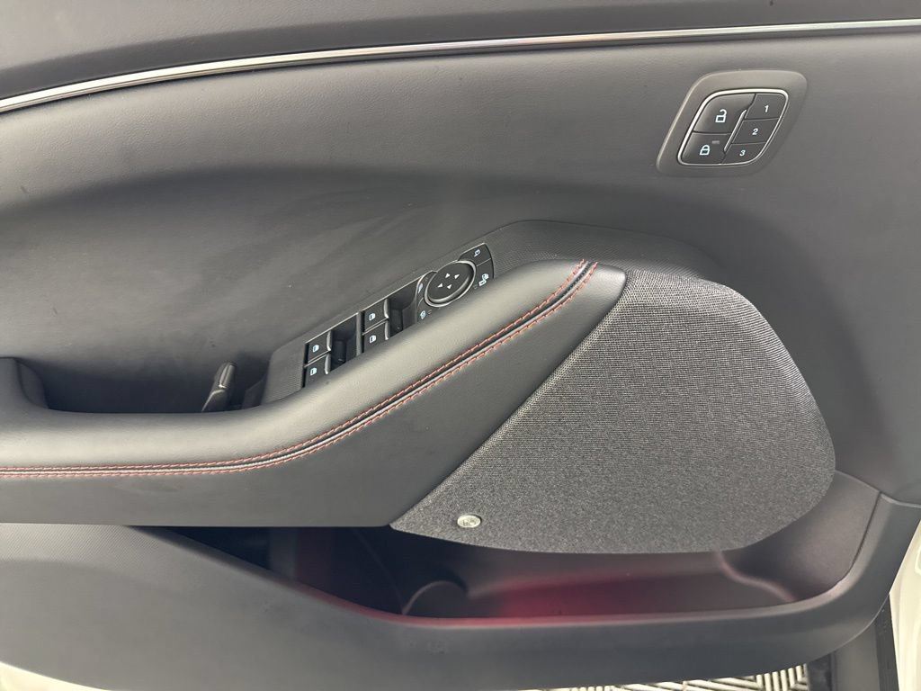 New 2025 Ford Mustang Mach-E Premium w/ Sport Appearance Package AWD/4WD image 18