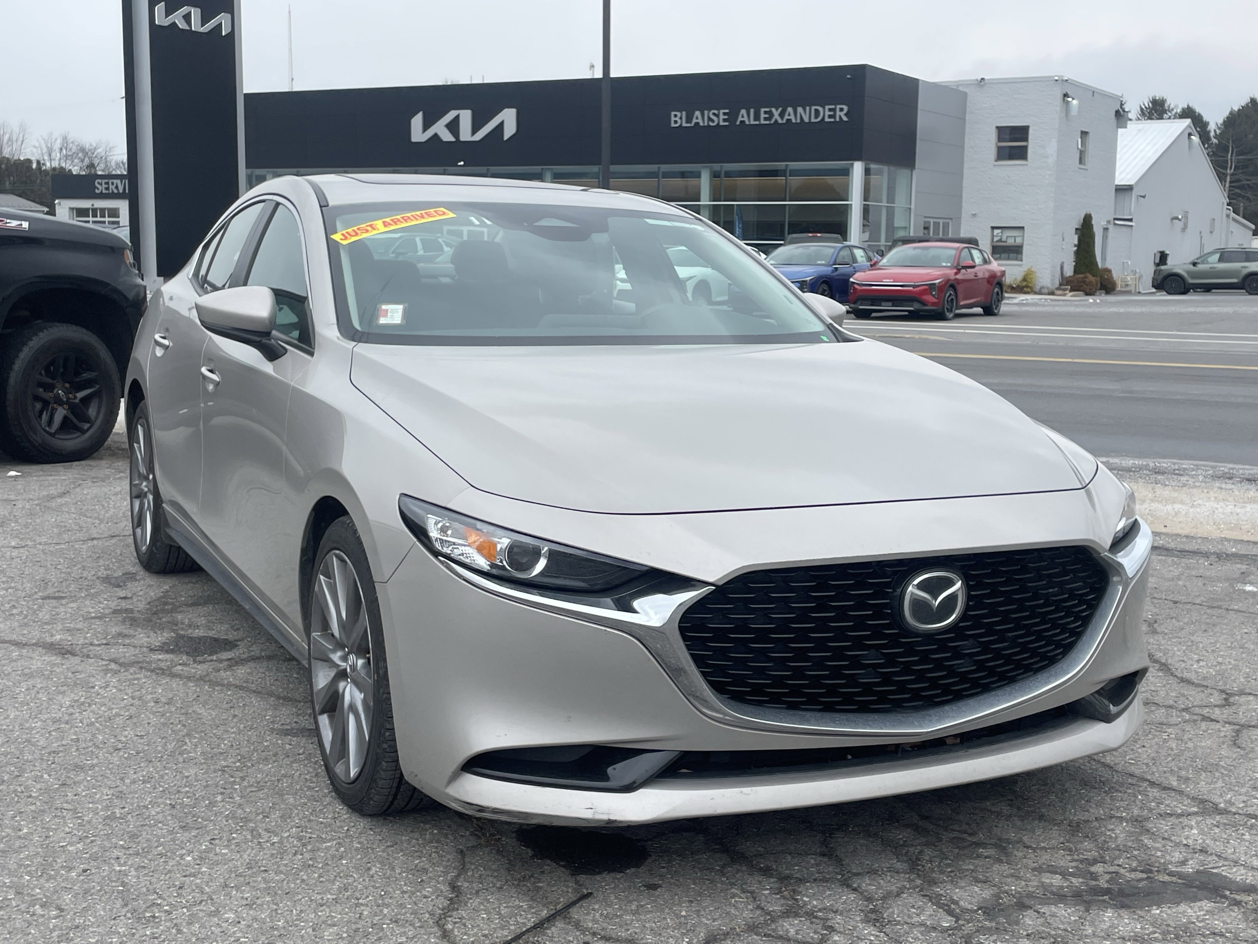 Used 2025 MAZDA MAZDA3 s
