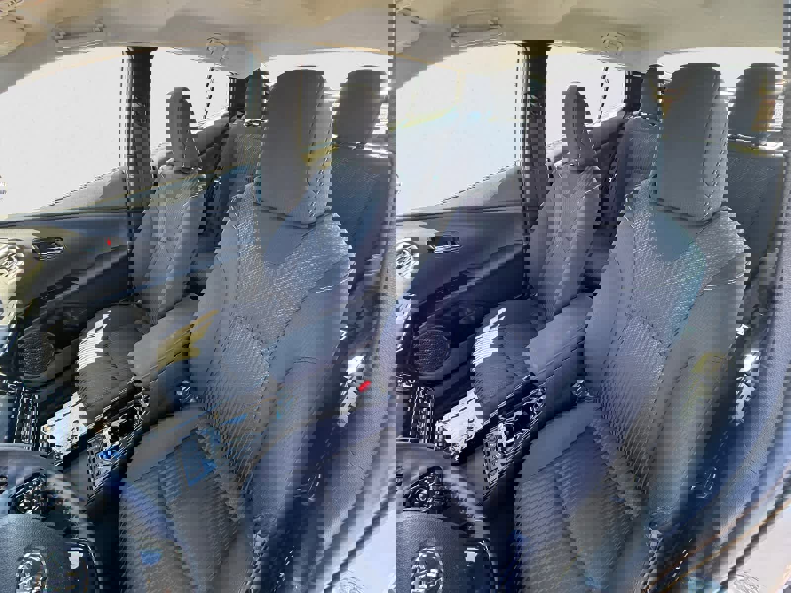 Used 2020 Toyota Prius Prime LE image 10