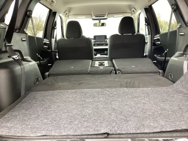 Used 2024 Mitsubishi Outlander ES image 12