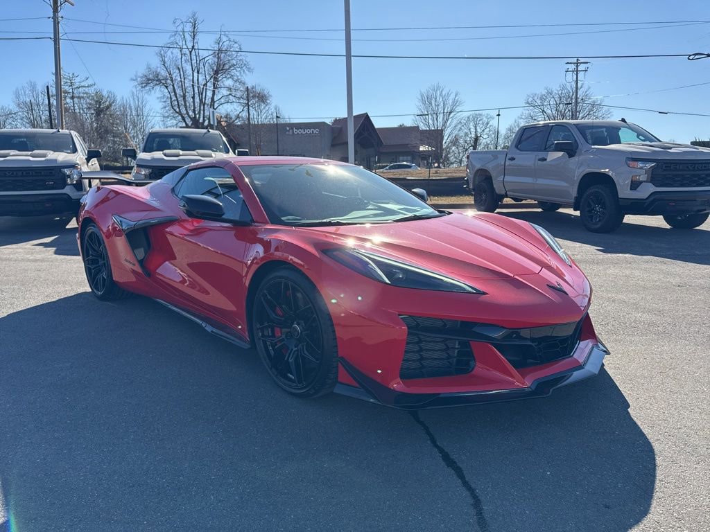 Used 2023 Chevrolet Corvette Z06 w/ Z07 Performance Package image 7
