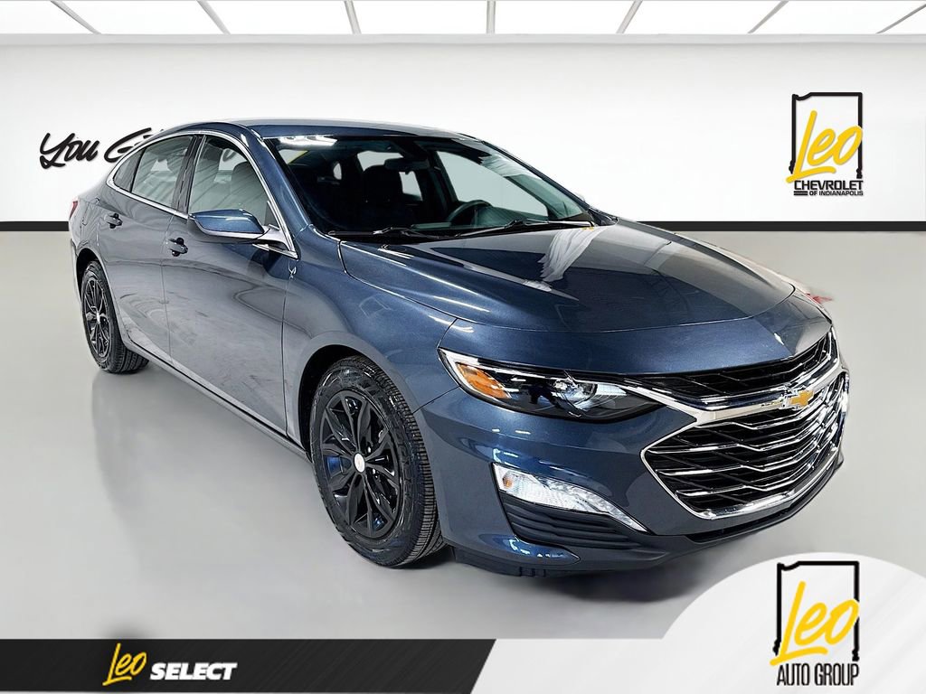 Used 2021 Chevrolet Malibu LT FWD image 3