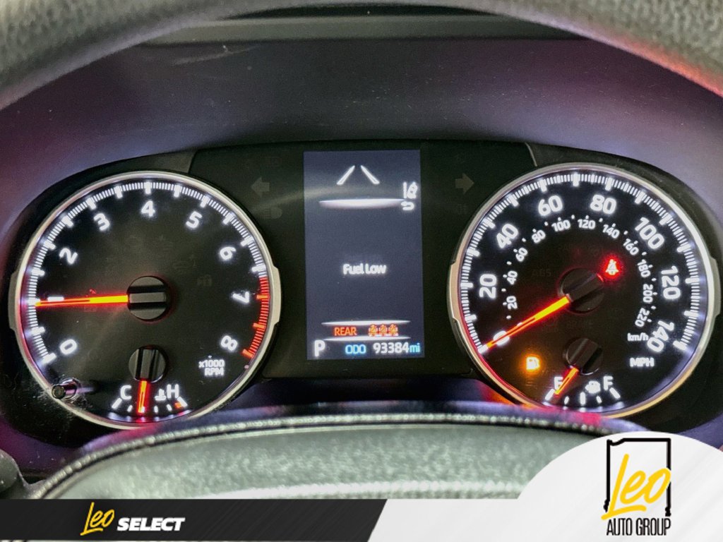 Used 2021 Toyota RAV4 XLE w/ Convenience Package AWD/4WD image 15