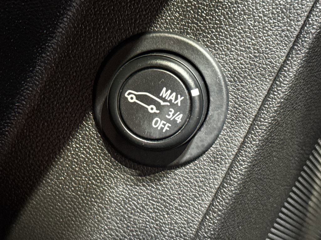 Used 2022 Chevrolet Equinox LT image 34