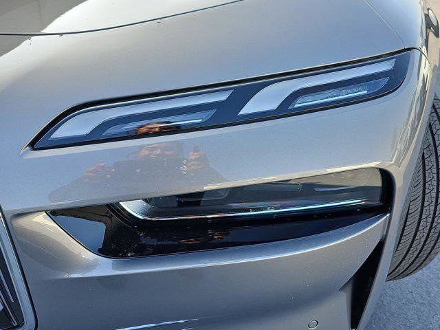 New 2025 BMW i7 eDrive50 image 34