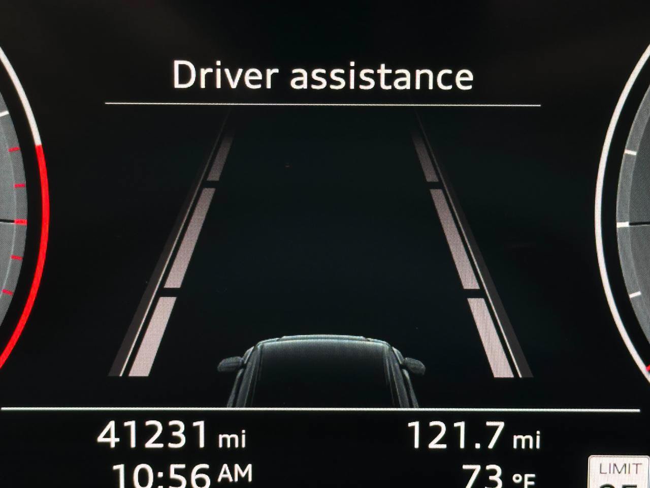 Used 2019 Audi Q8 Premium Plus w/ Premium Plus AWD/4WD image 35