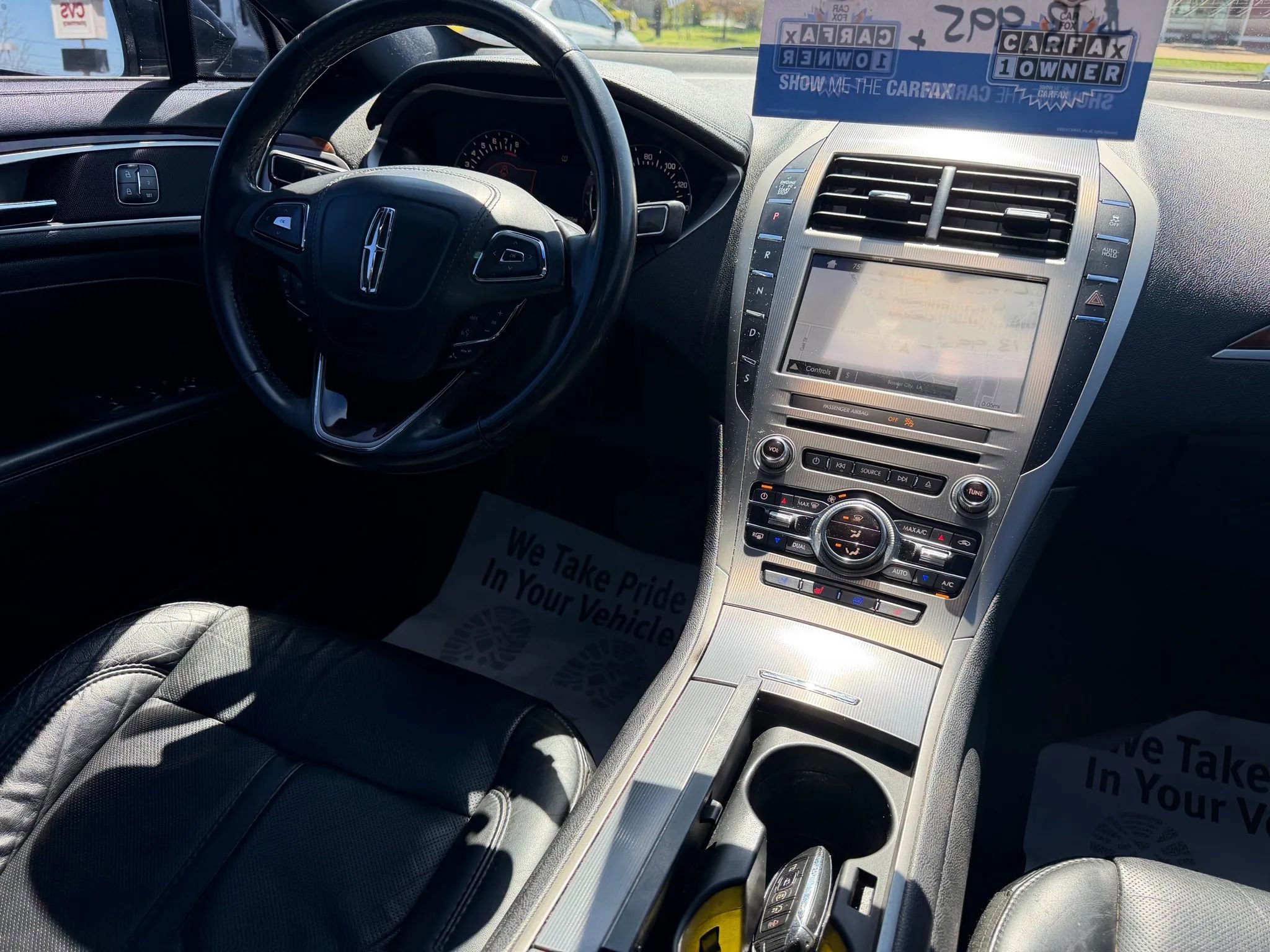 Used 2017 Lincoln MKZ Reserve FWD image 8