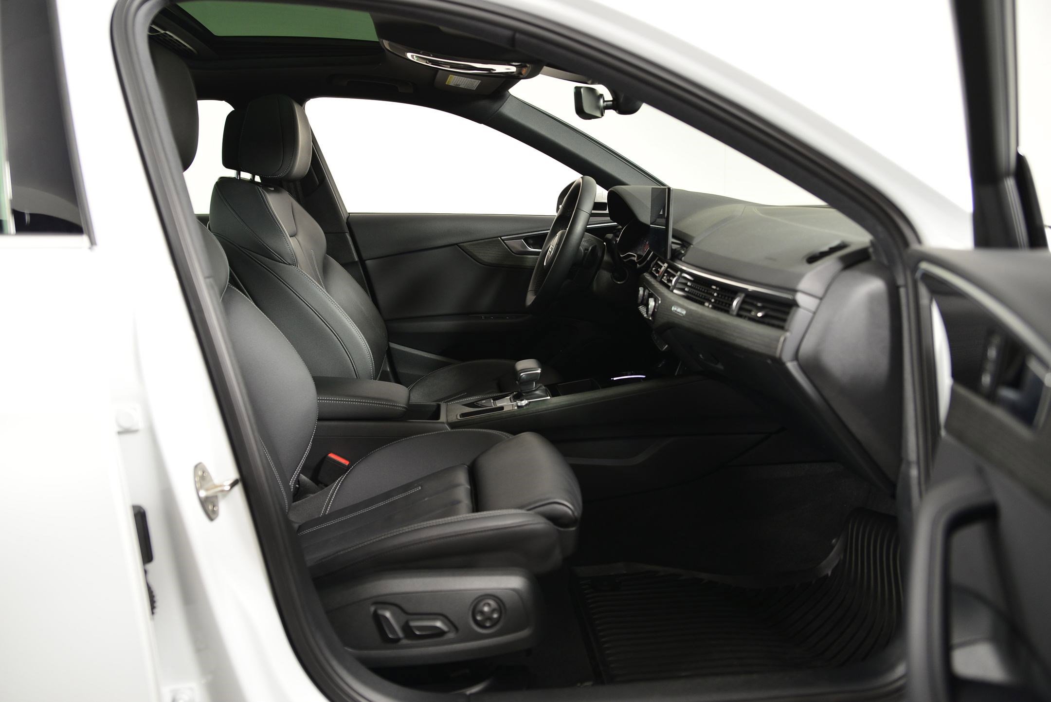 Certified 2023 Audi A4 2.0T Premium w/ Convenience Package image 21