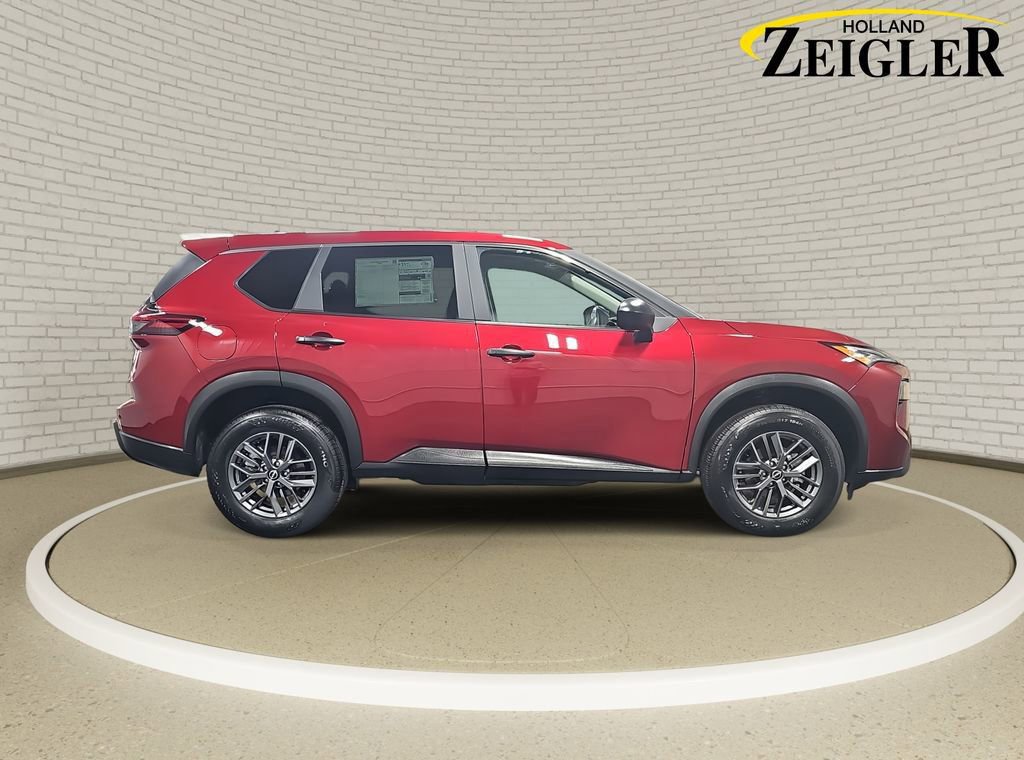 Certified 2025 Nissan Rogue S AWD/4WD image 4