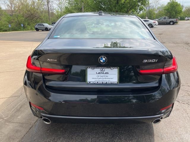 Used 2025 BMW 330i xDrive Sedan w/ Convenience Package AWD/4WD image 4