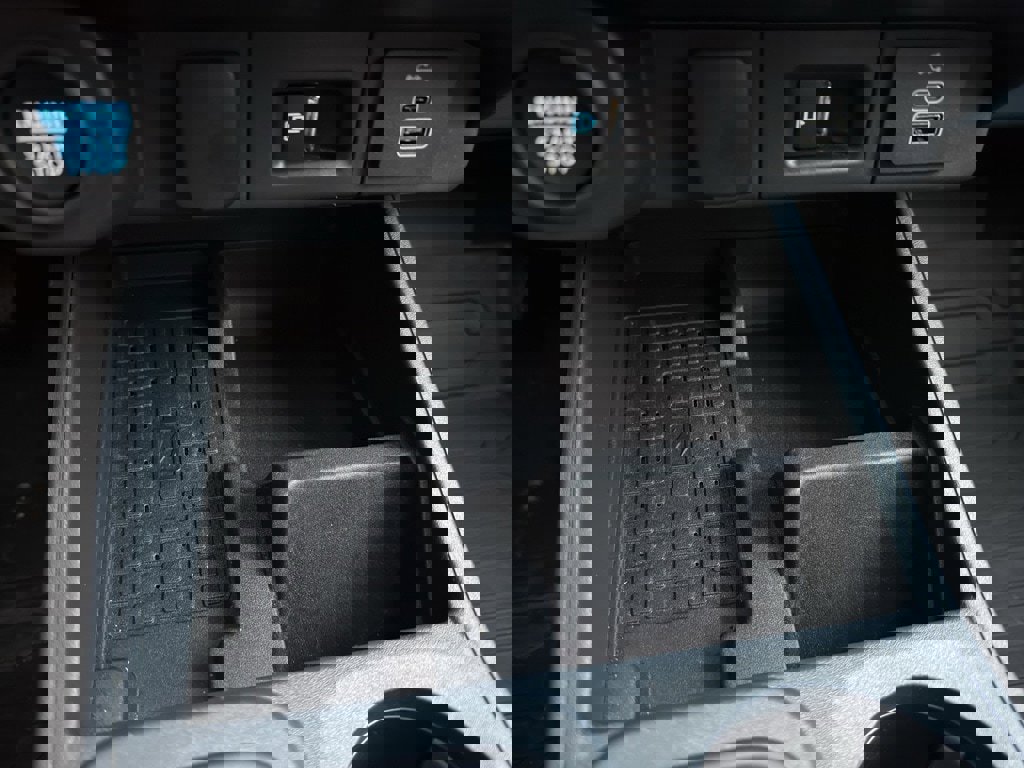 New 2025 Ford Maverick Lobo image 28