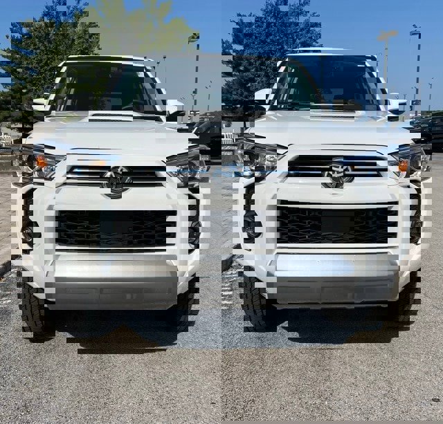 Used 2023 Toyota 4Runner TRD Off-Road Premium image 4