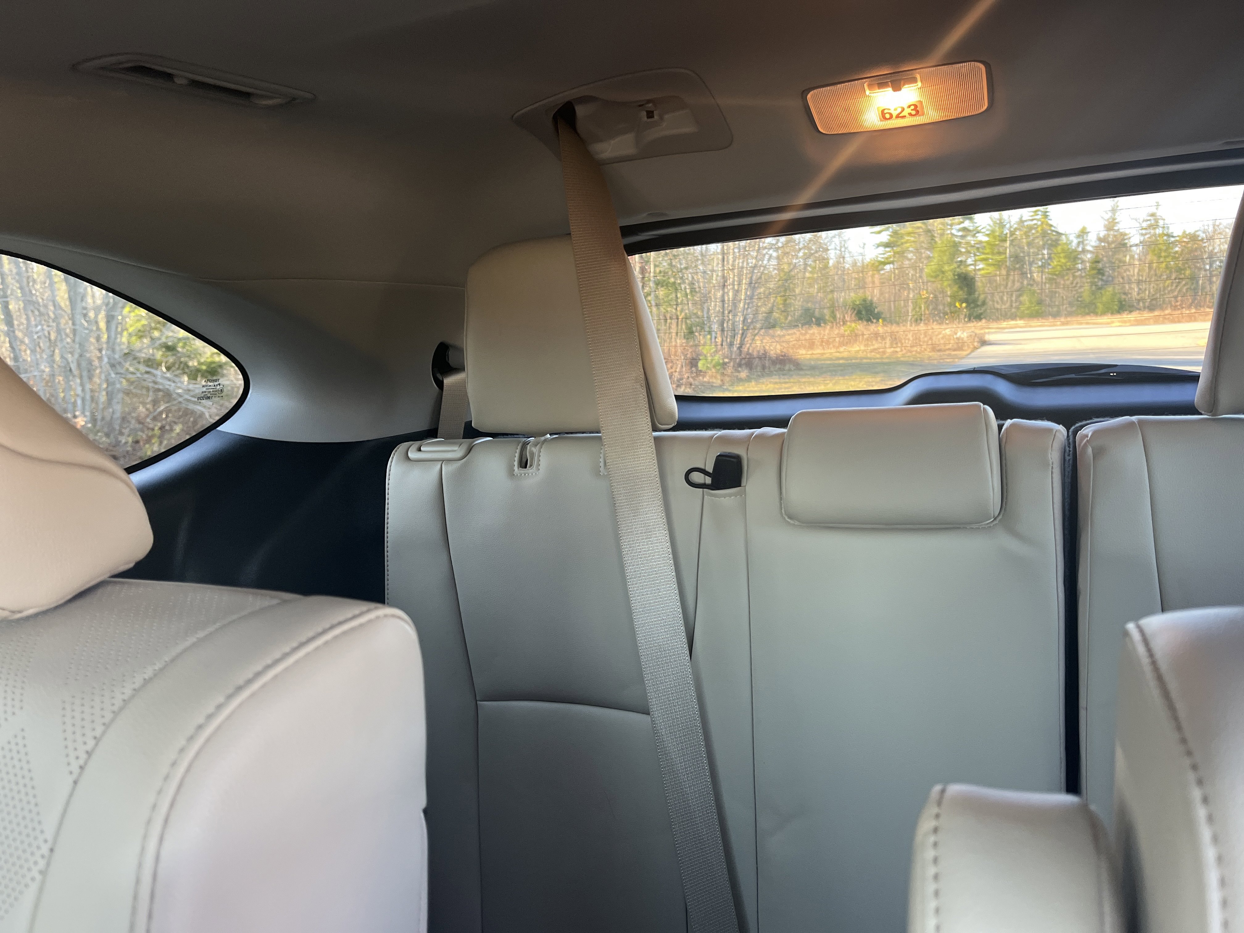 Used 2024 Toyota Highlander Platinum image 17