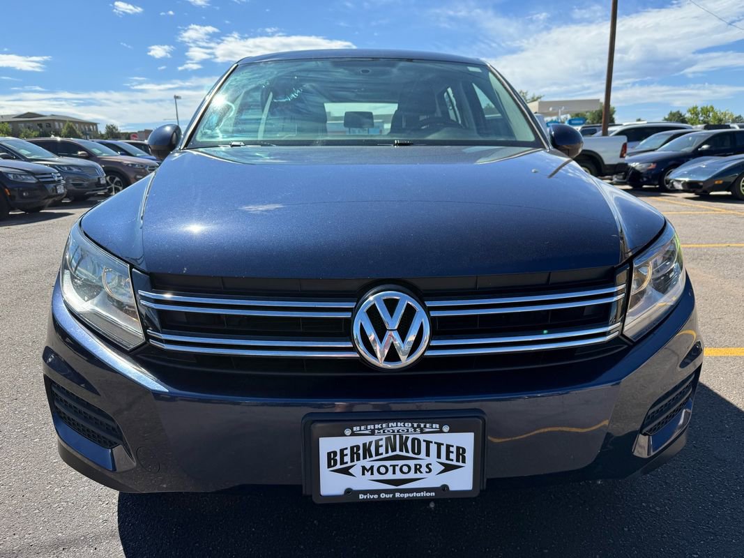 Used 2013 Volkswagen Tiguan S image 8