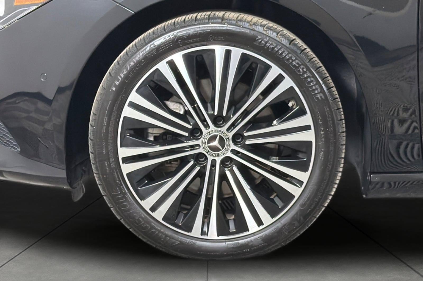 Used 2023 Mercedes-Benz CLA 250 image 24