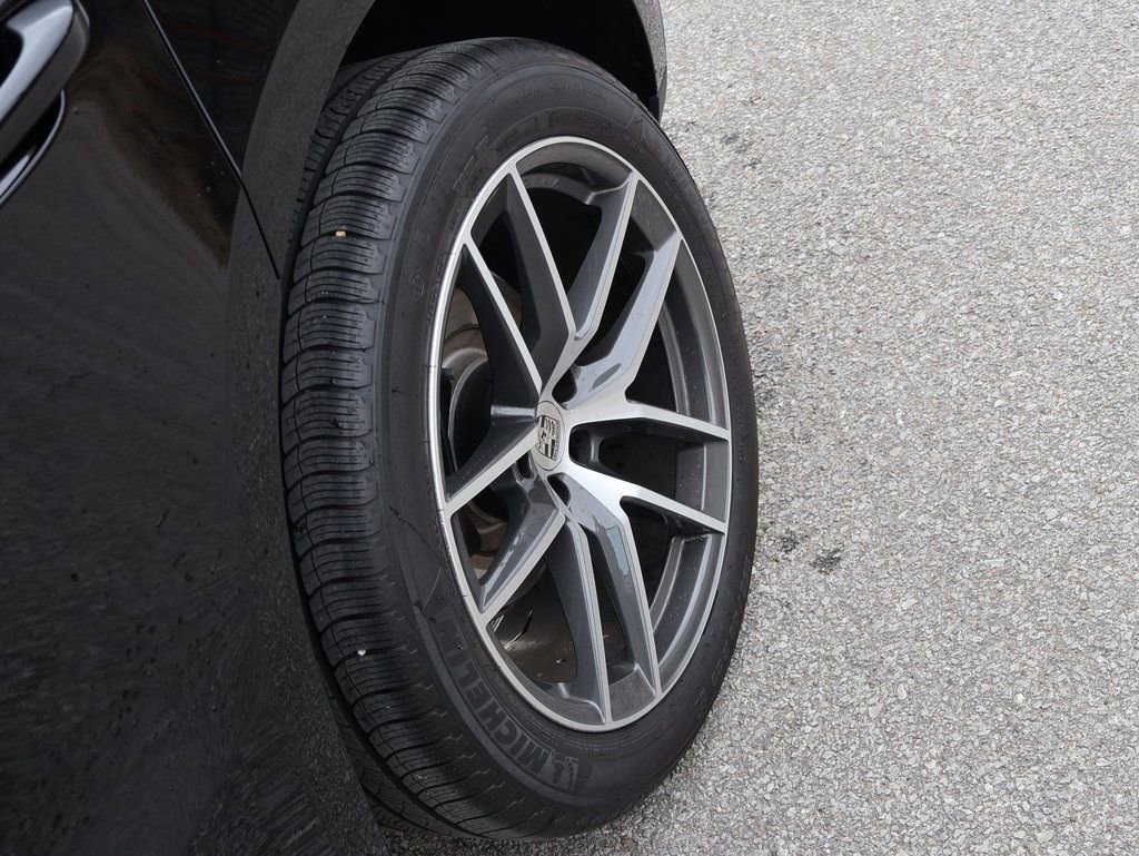 New 2026 Porsche Macan image 36