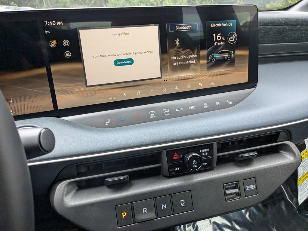 New 2026 Nissan Leaf SV+ w/ Floor Mat Package (SV+) FWD image 19