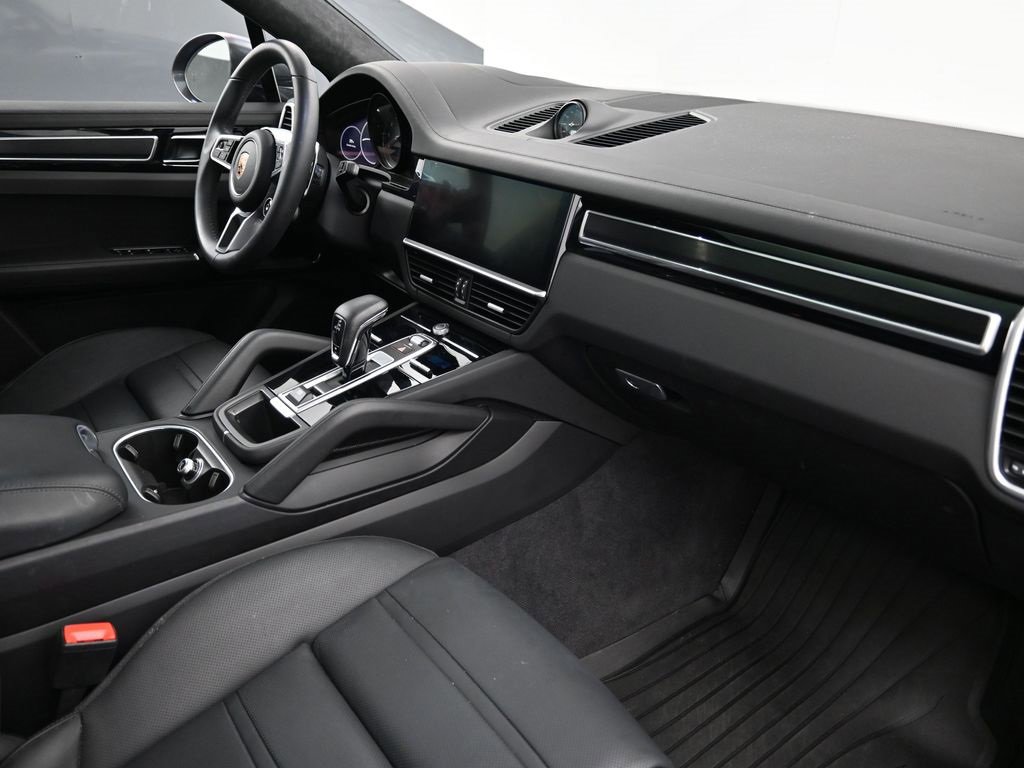 Certified 2023 Porsche Cayenne GTS image 14