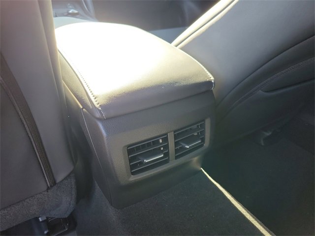 Used 2025 Lexus IS 350 F Sport image 10