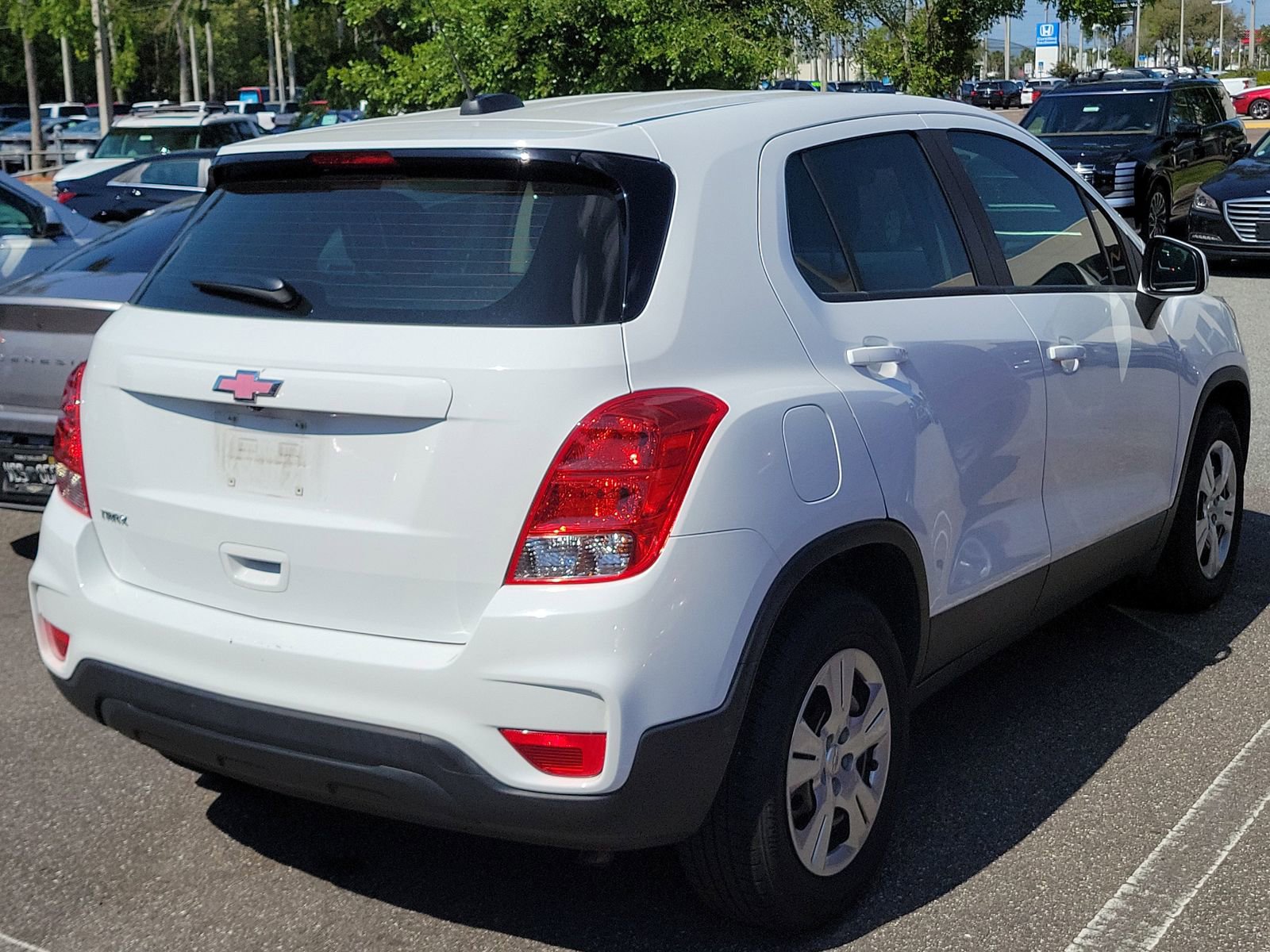 Used 2018 Chevrolet Trax LS FWD image 6
