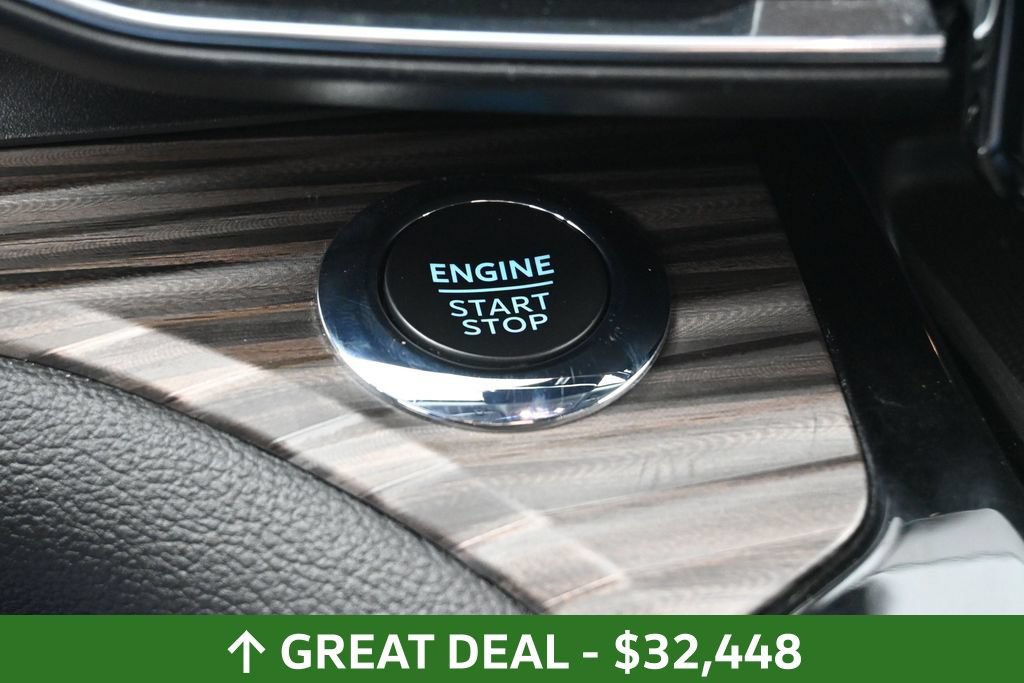 Used 2023 Ford Explorer Limited AWD/4WD image 29