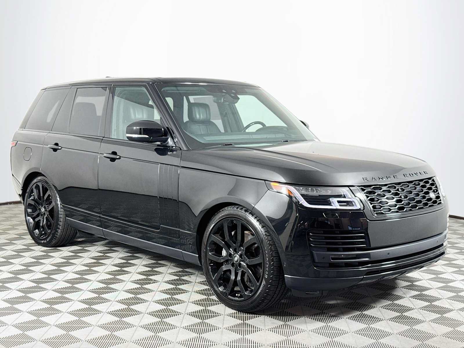 Used 2020 Land Rover Range Rover HSE AWD/4WD image 3