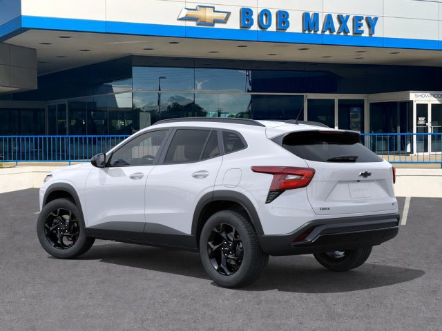 New 2026 Chevrolet Trax LT w/ Driver Confidence Package FWD image 3