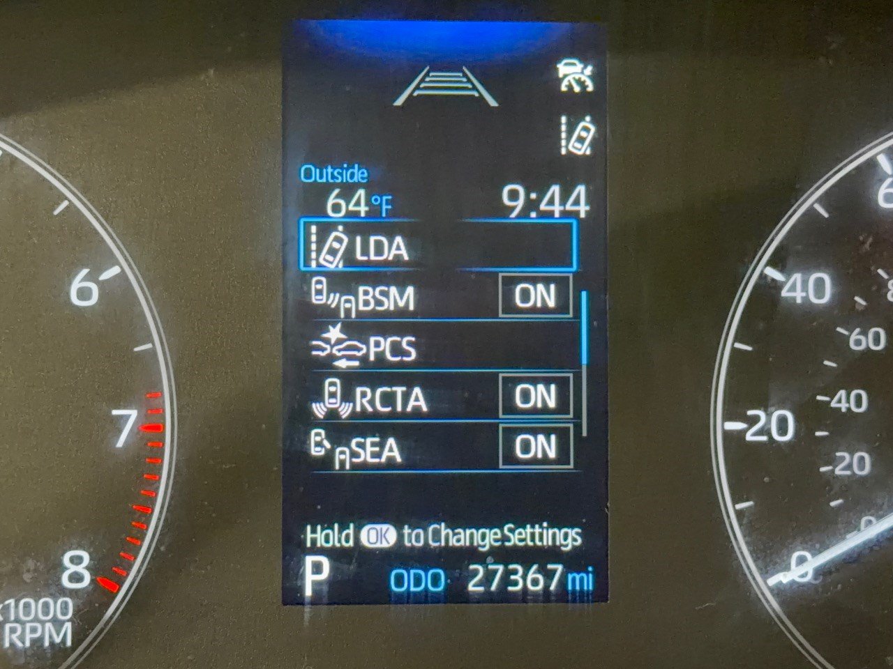 Used 2023 Toyota Corolla Cross LE AWD/4WD image 26