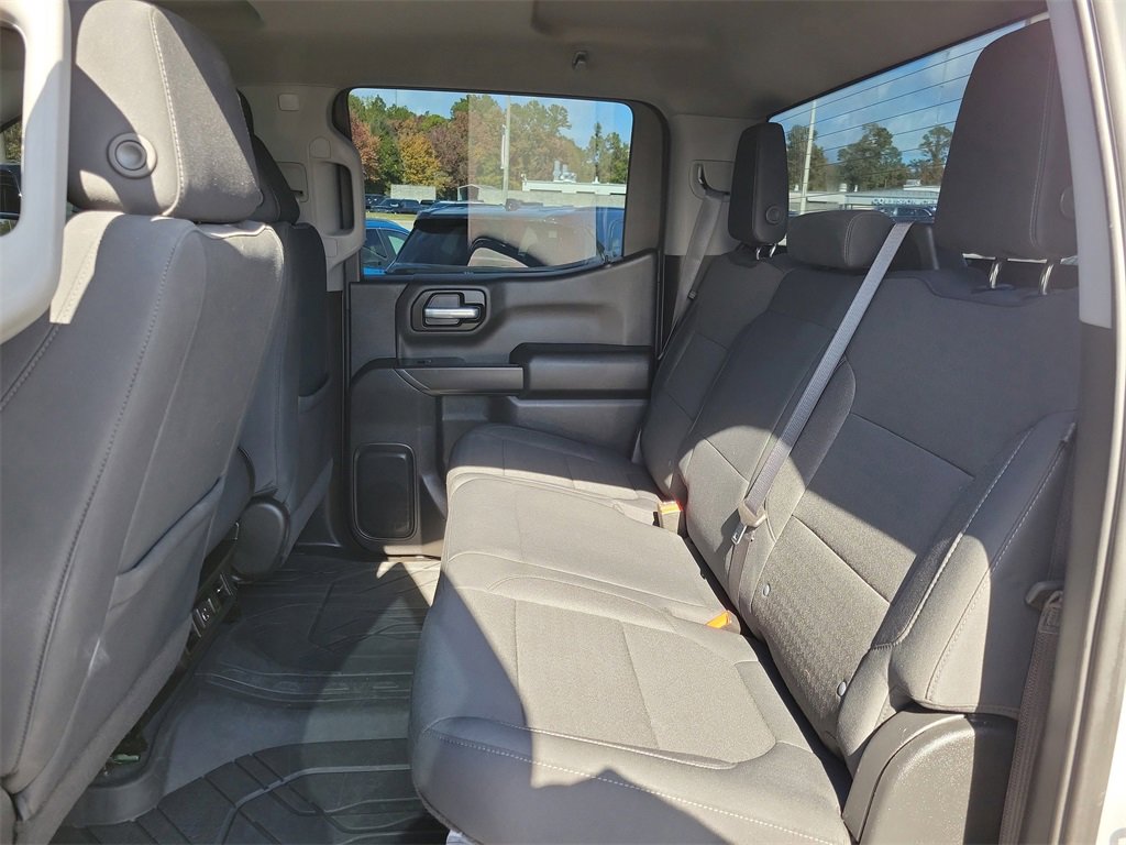 Used 2021 Chevrolet Silverado 1500 LT image 38