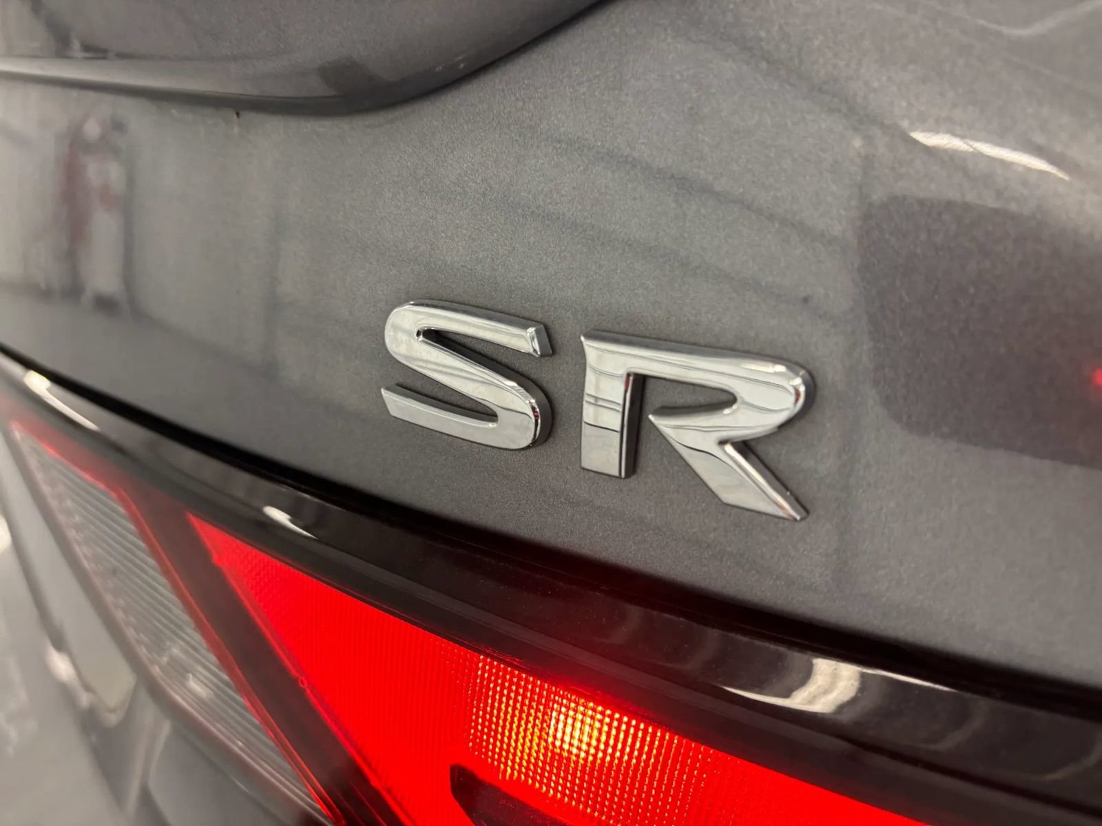 Used 2022 Nissan Sentra SR FWD image 50