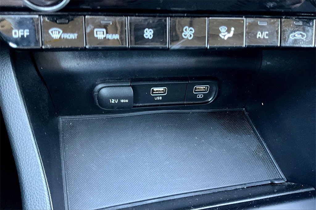 Used 2023 Kia K5 LXS image 31