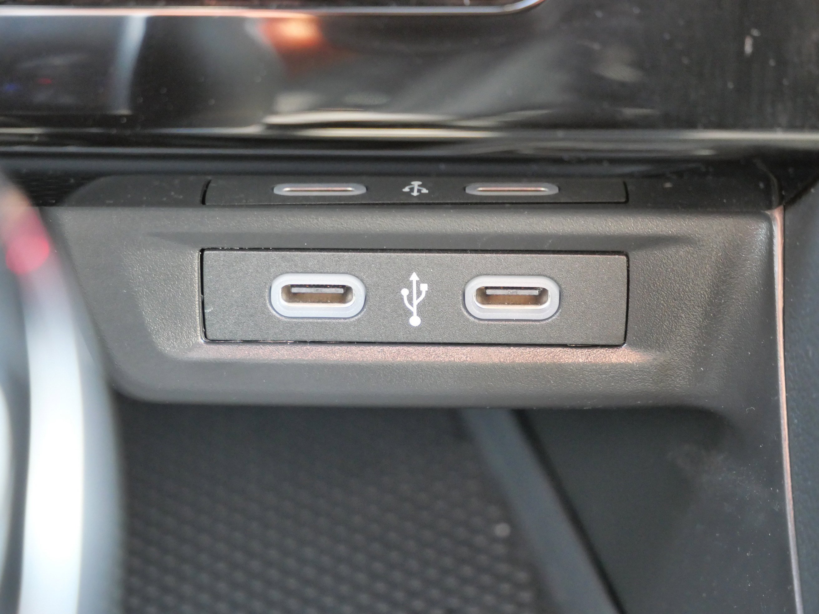 Certified 2025 Volkswagen Jetta Sport image 29