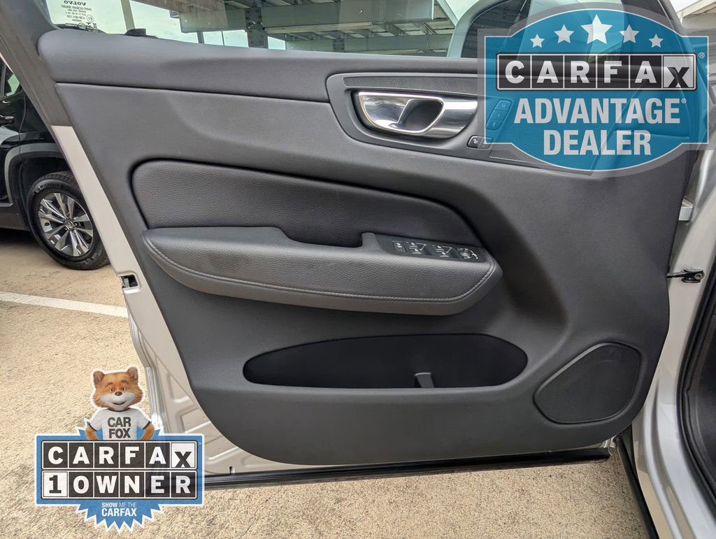 Used 2021 Volvo XC60 T5 Momentum w/ Advanced Package FWD image 18