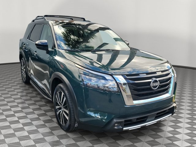 Used 2023 Nissan Pathfinder Platinum w/ Lighting Package (N93)