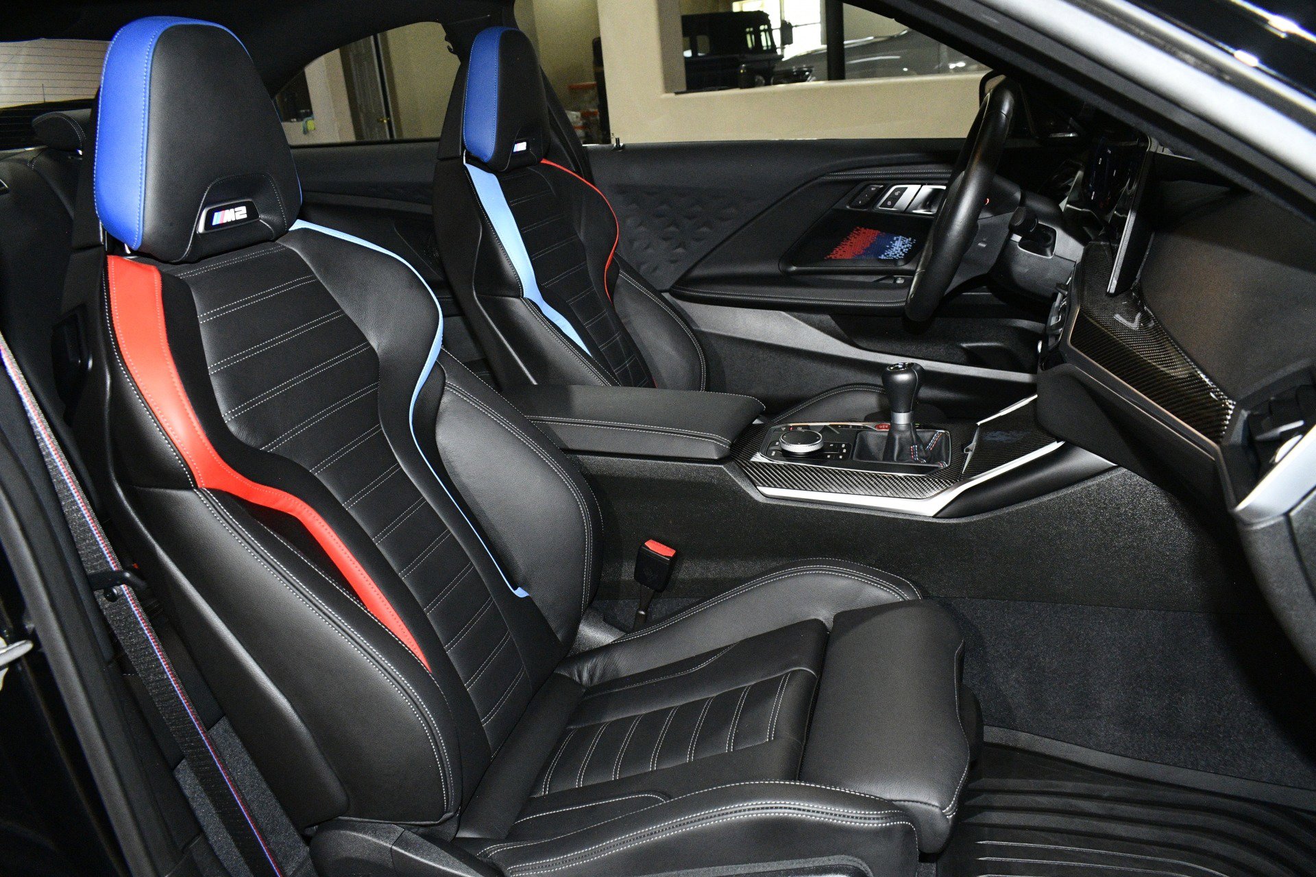 Used 2023 BMW M2 w/ Lighting Package image 8