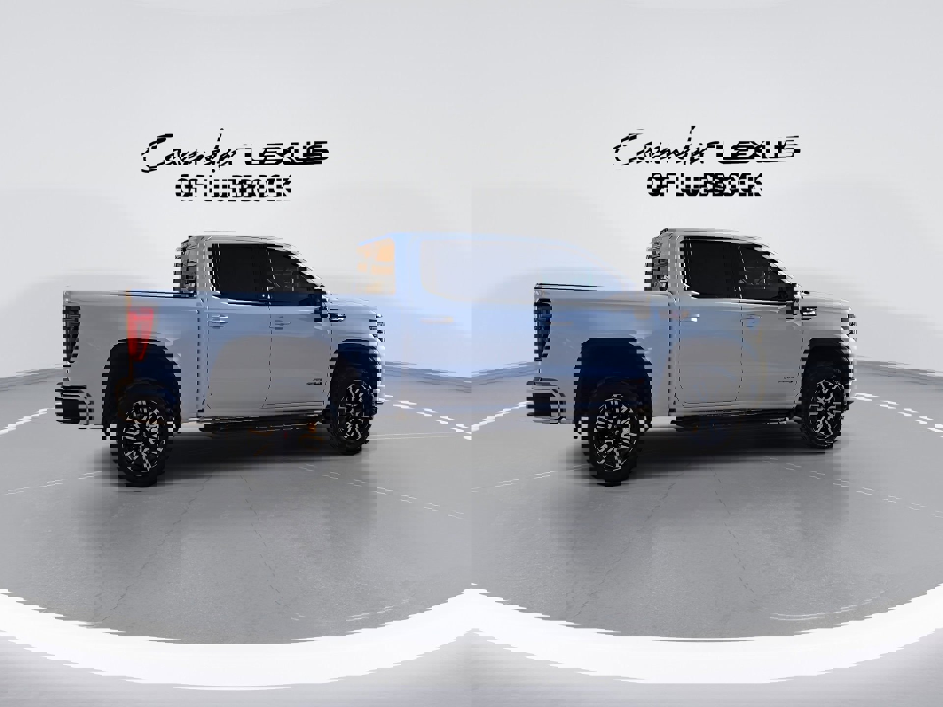 Used 2023 GMC Sierra 1500 AT4 w/ Technology Package image 9