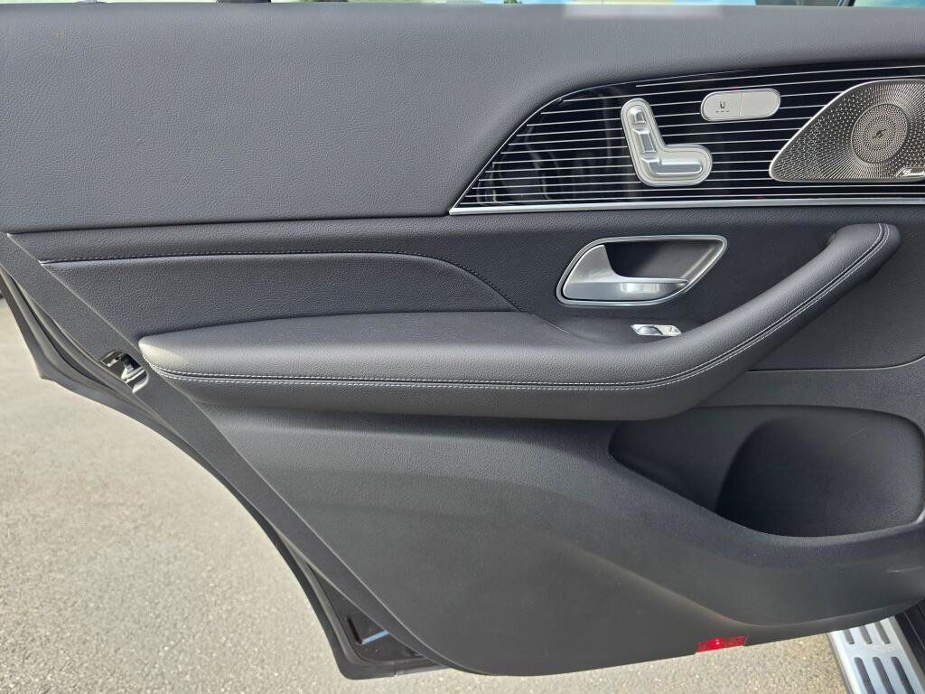 New 2026 Mercedes-Benz GLS 450 4MATIC image 21