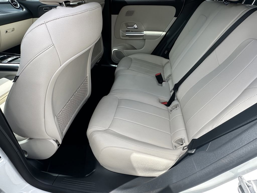 Certified 2025 Mercedes-Benz GLA 250 4MATIC image 24